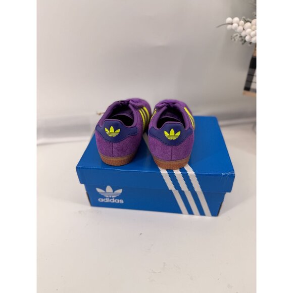Adidas Kids Gazelle Purple with Yellow Stripes Sneakers size 6K - Picture 2 of 6